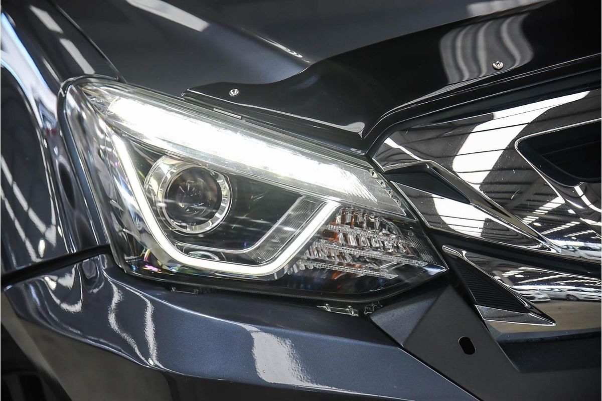 2018 Isuzu MU-X LS-T