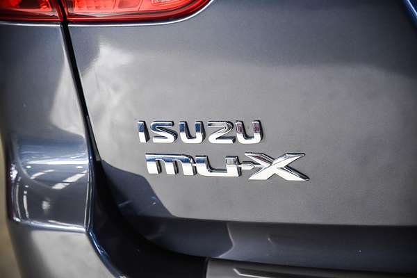 2018 Isuzu MU-X LS-T