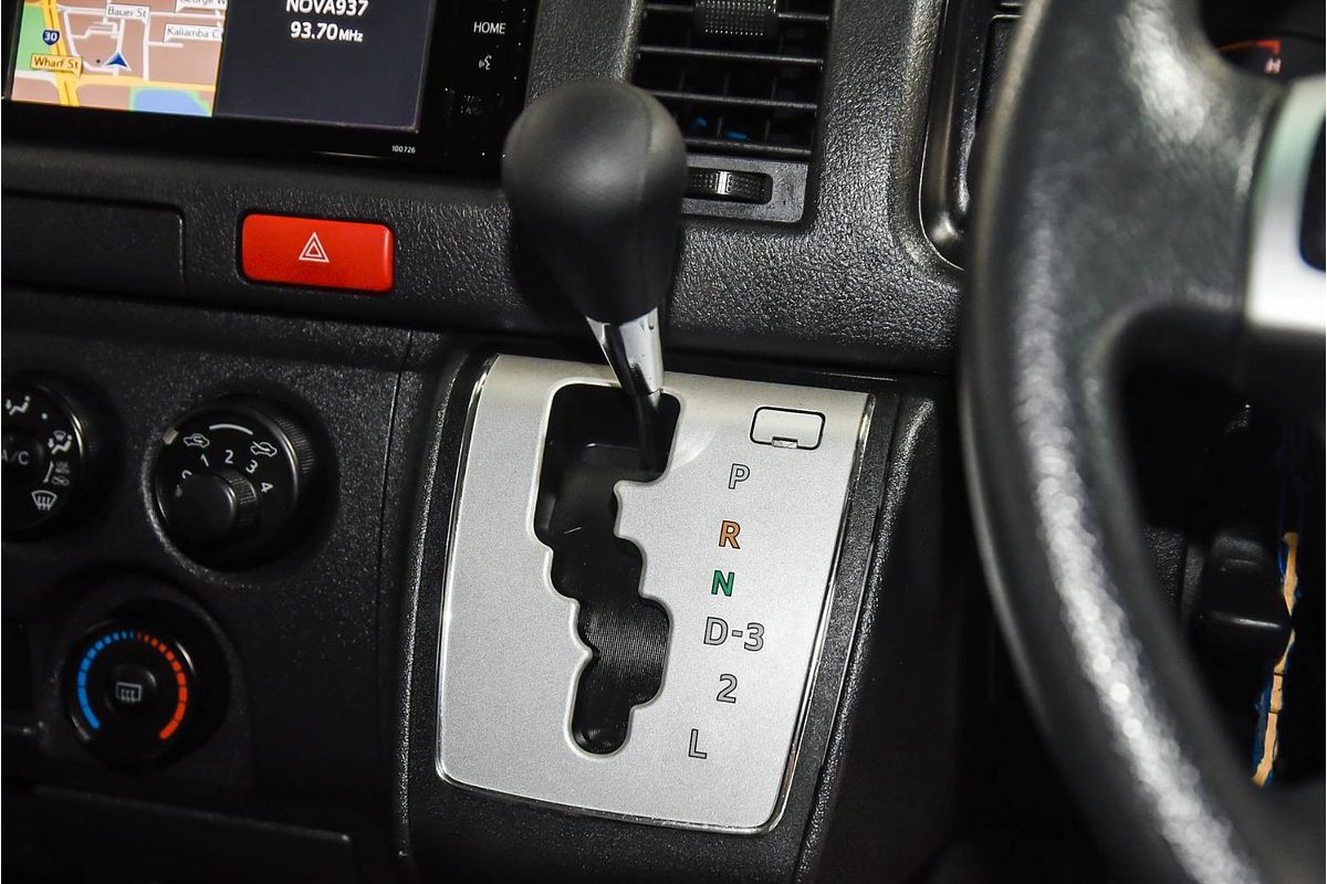2018 Toyota Hiace Commuter KDH223R