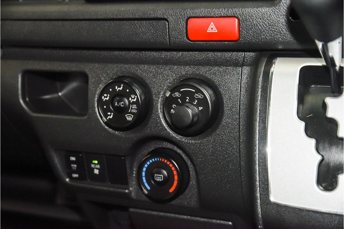 2018 Toyota Hiace Commuter KDH223R
