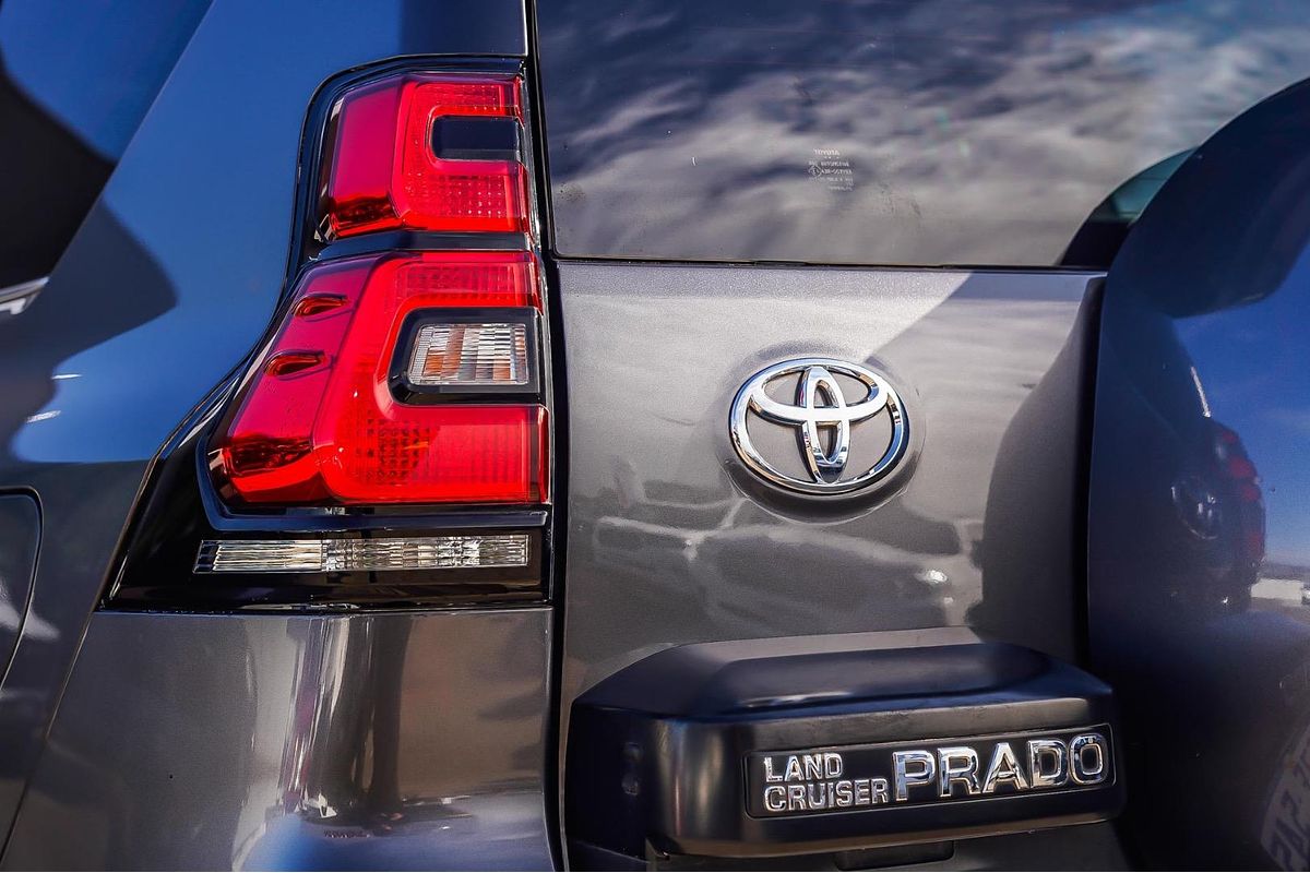 2020 Toyota Landcruiser Prado Kakadu GDJ150R