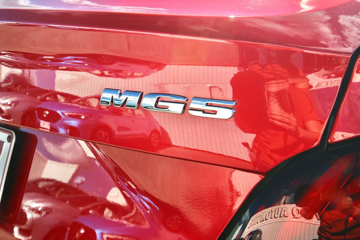 2024 MG MG5 Vibe