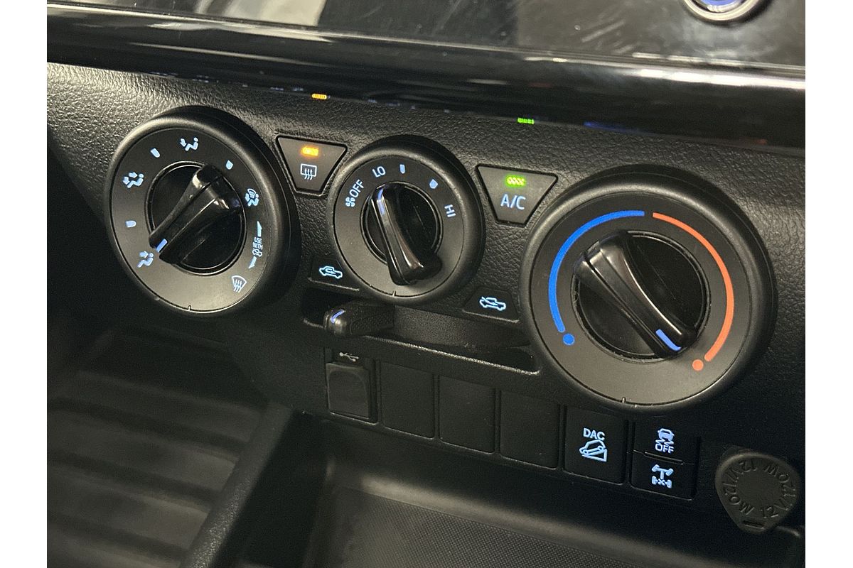 2021 Toyota Hilux SR GUN126R 4X4