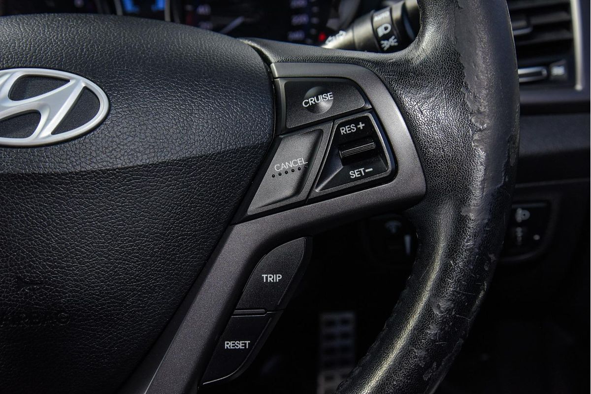 2012 Hyundai Veloster SR Turbo FS2