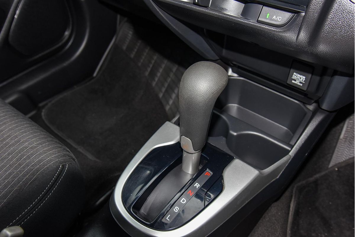2017 Honda Jazz VTi-S GF