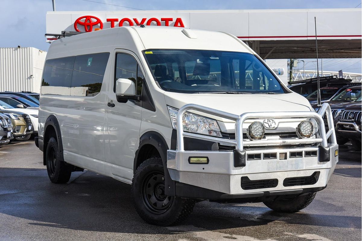 2021 Toyota Hiace Commuter GDH322R