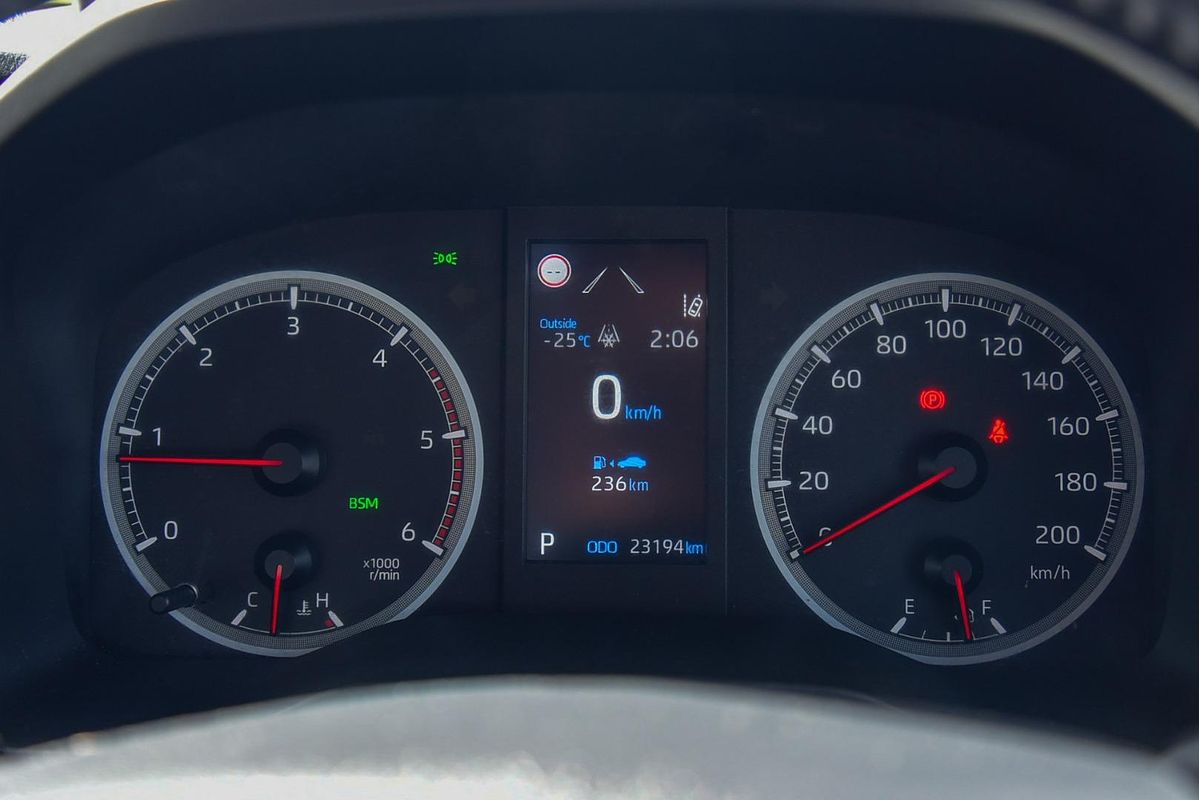 2021 Toyota Hiace Commuter GDH322R