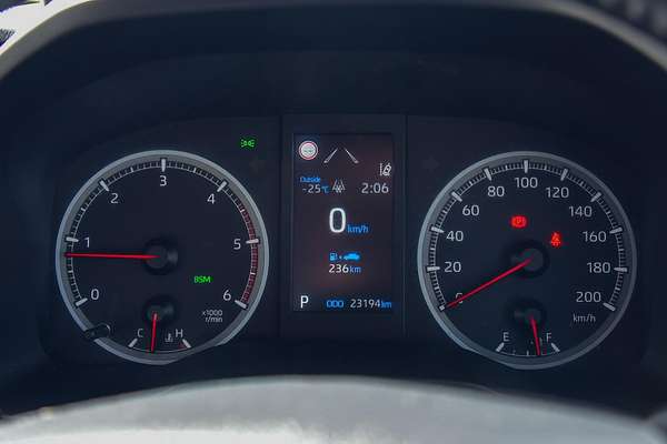 2021 Toyota Hiace Commuter GDH322R