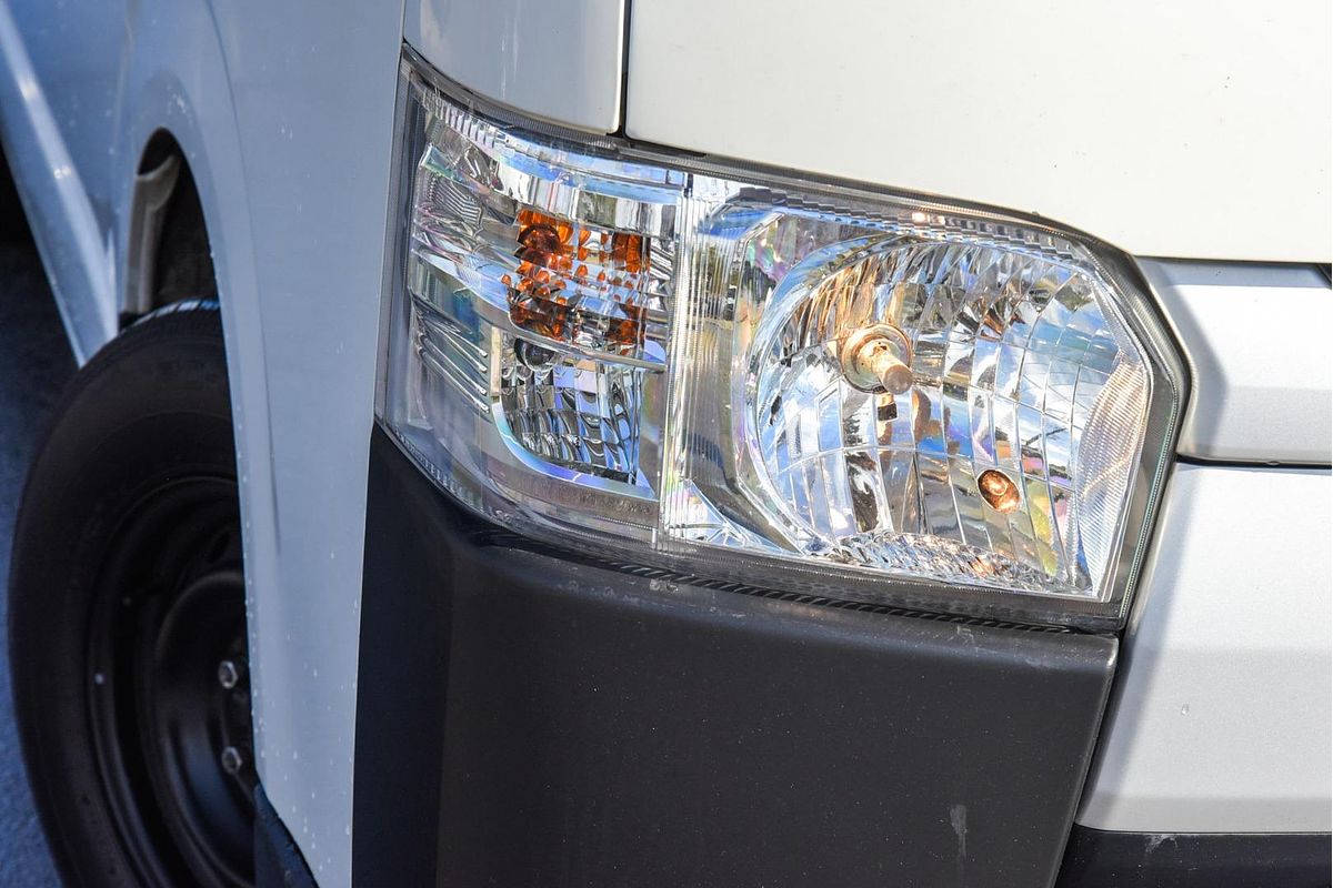 2018 Toyota Hiace KDH201R LWB