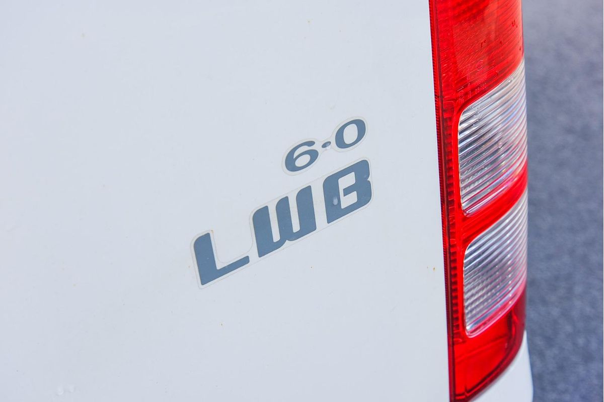 2018 Toyota Hiace KDH201R LWB
