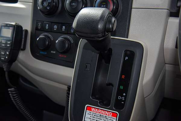 2021 Toyota Hiace Commuter GDH322R