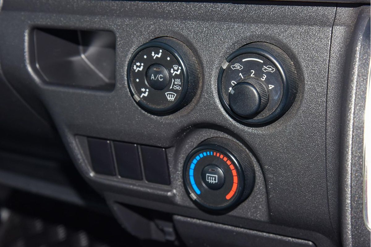 2018 Toyota Hiace KDH201R LWB