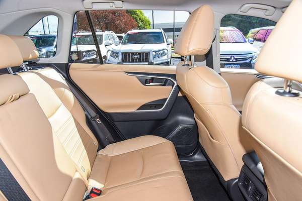 2019 Toyota RAV4 Cruiser AXAH54R