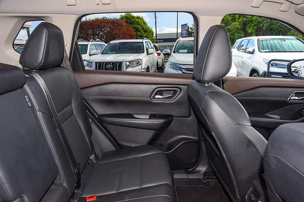 2023 Nissan X-TRAIL ST-L T33