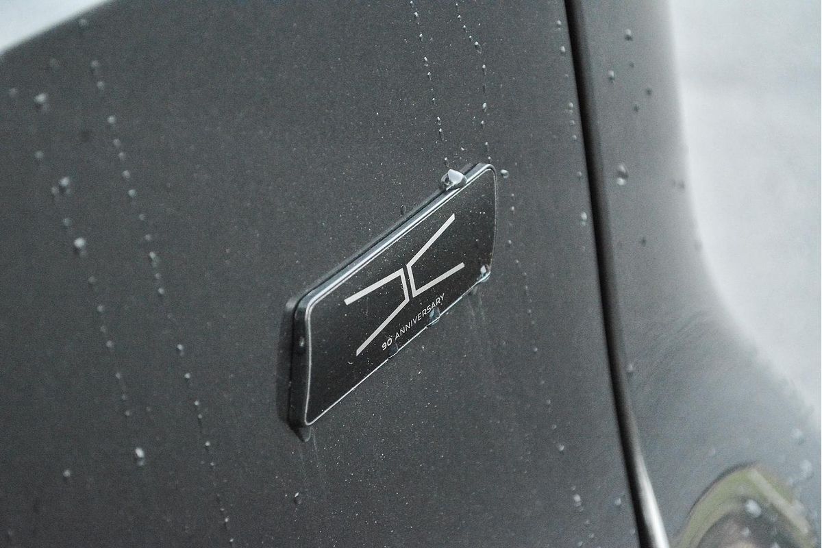 2025 Jaguar F-PACE PHEV P400e R-Dynamic SE 90th Anniversary Edition X761