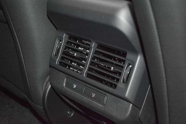 2024 Land Rover Range Rover Evoque P250 Dynamic SE L551