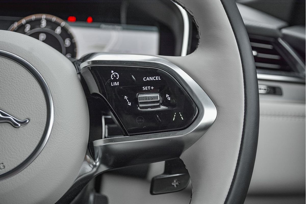 2025 Jaguar F-PACE PHEV P400e R-Dynamic SE 90th Anniversary Edition X761