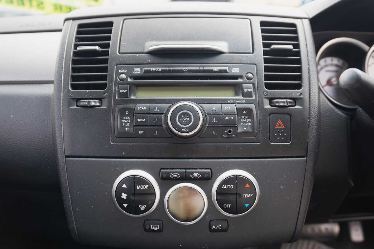 2010 Nissan Tiida Ti C11