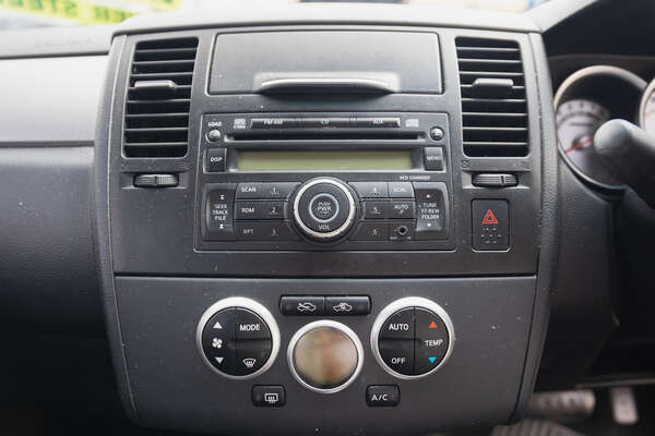 2010 Nissan Tiida Ti C11
