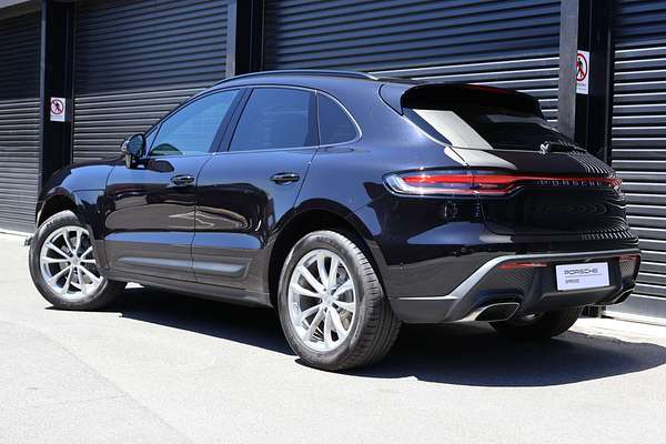 2024 Porsche Macan 95B