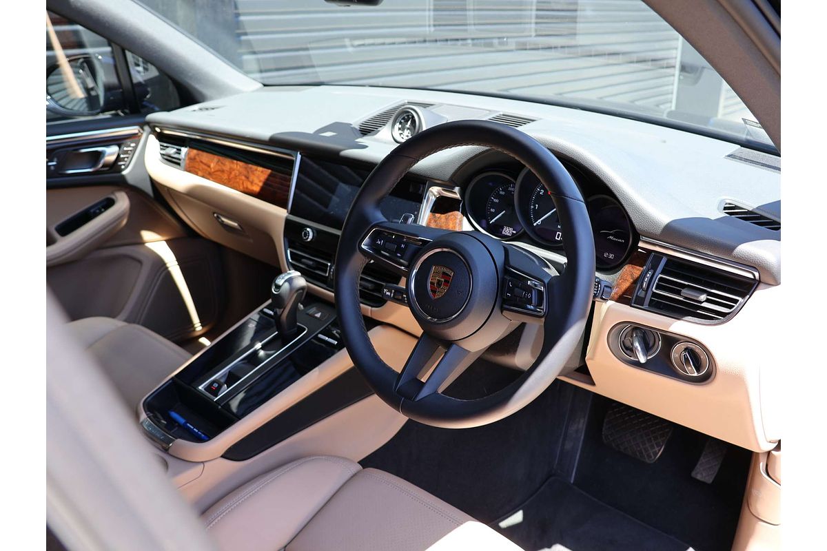2024 Porsche Macan 95B