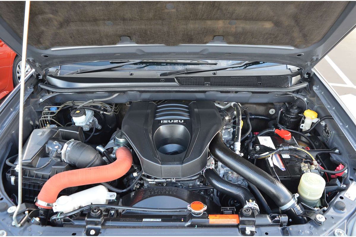 2019 Isuzu MU-X LS-T