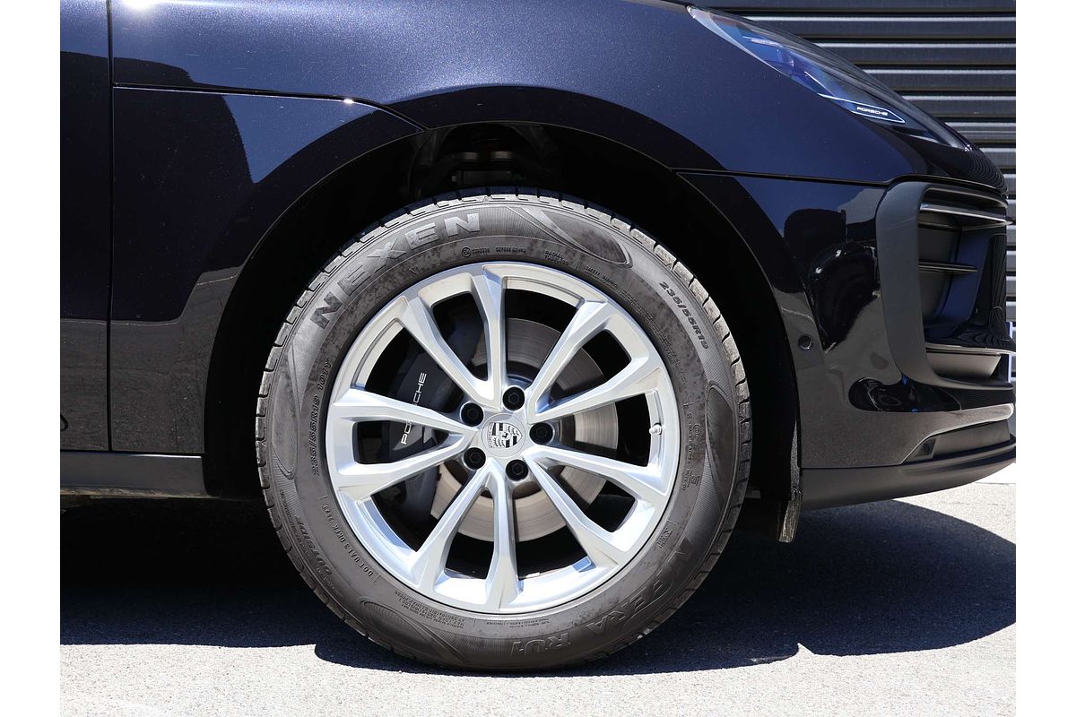 2024 Porsche Macan 95B