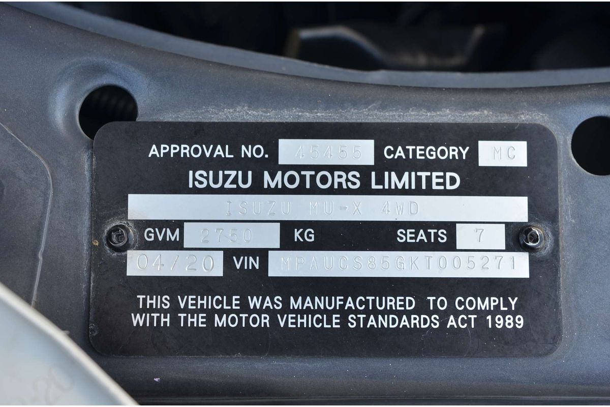 2019 Isuzu MU-X LS-T