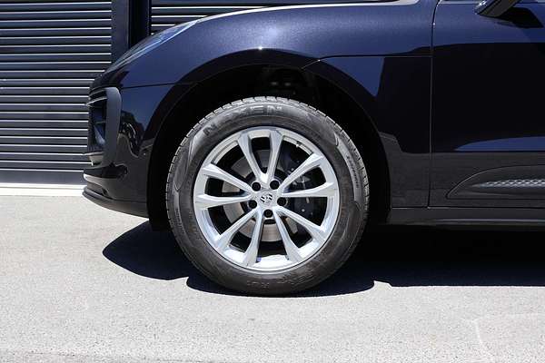2024 Porsche Macan 95B