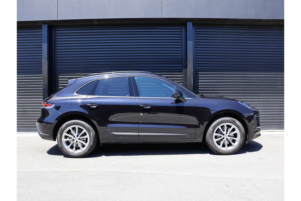 2024 Porsche Macan 95B
