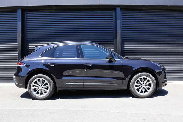 2024 Porsche Macan 95B