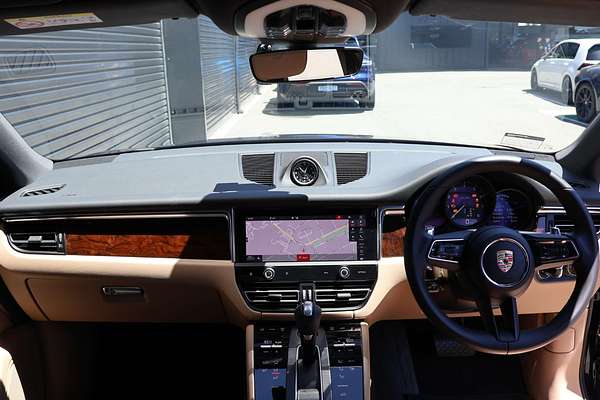 2024 Porsche Macan 95B