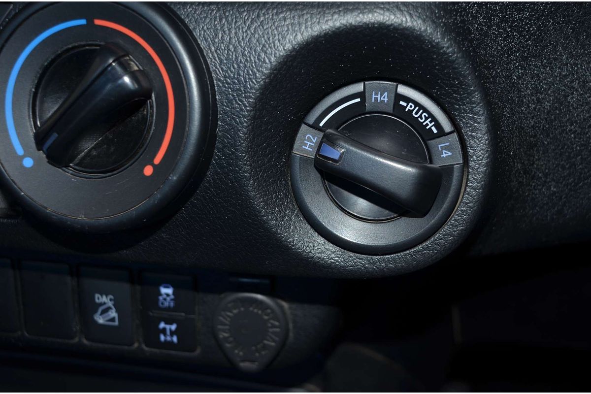 2021 Toyota Hilux SR GUN126R 4X4