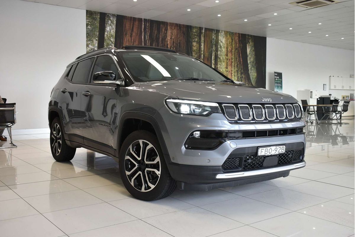 2022 Jeep Compass Limited M6