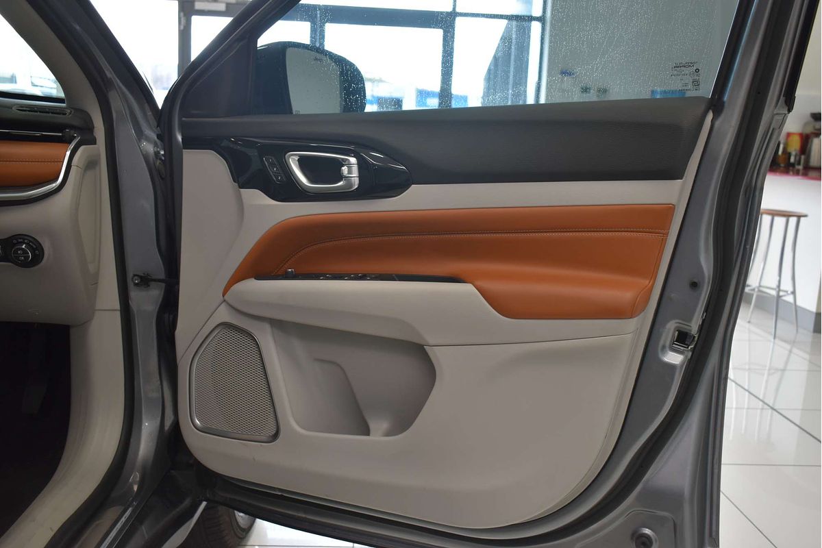 2022 Jeep Compass Limited M6