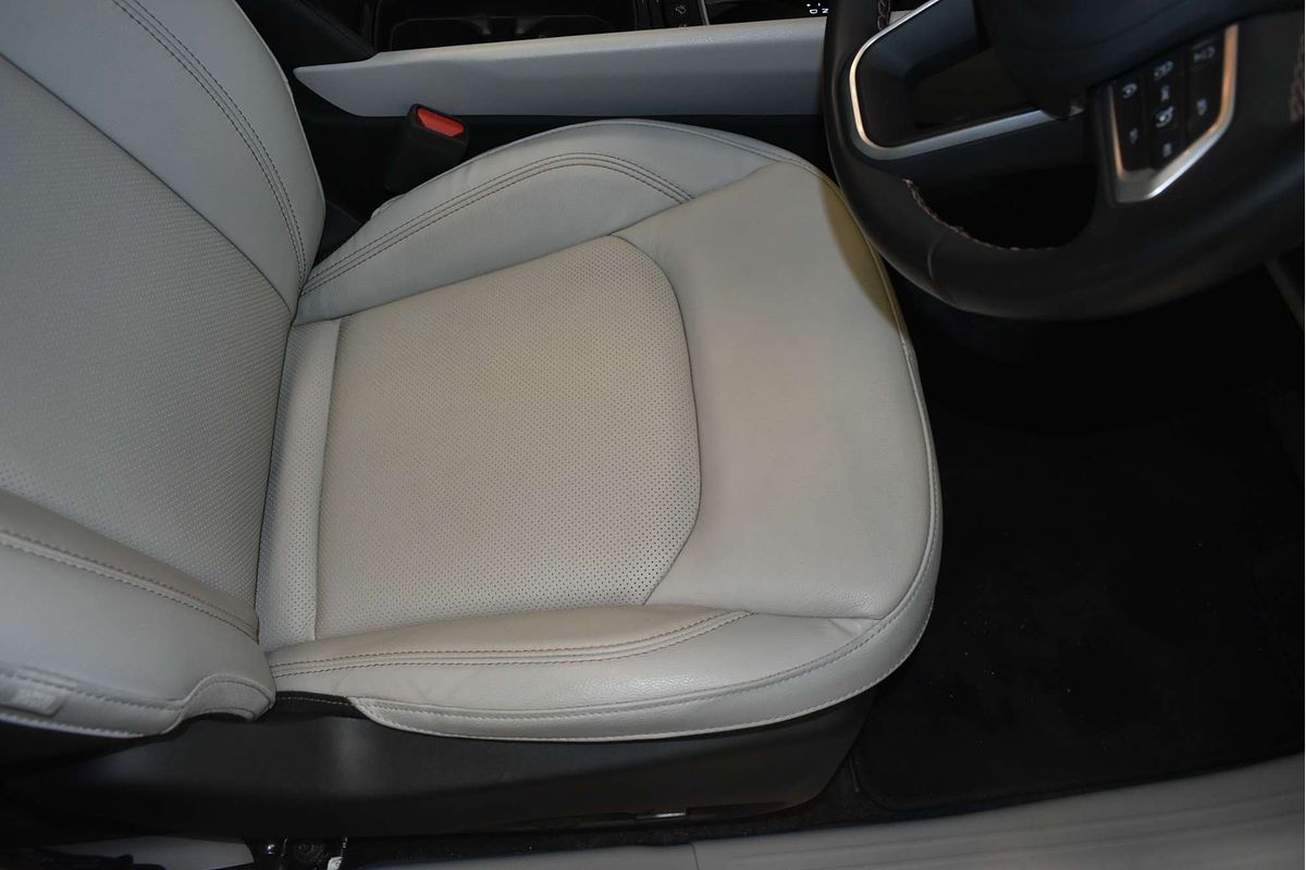 2022 Jeep Compass Limited M6