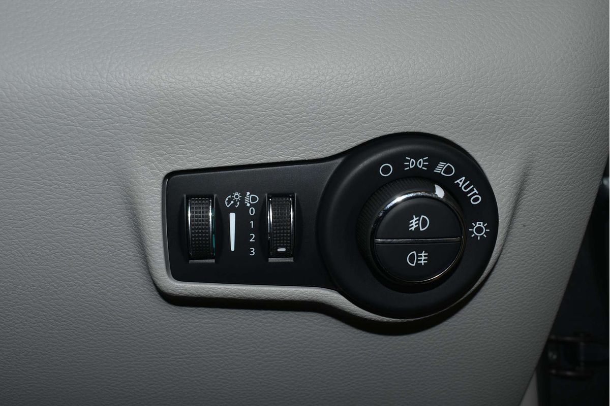 2022 Jeep Compass Limited M6