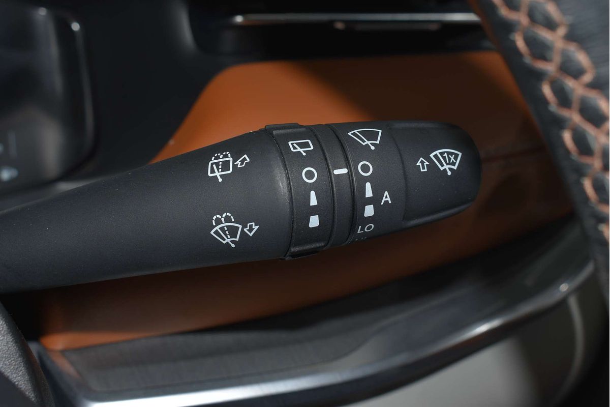 2022 Jeep Compass Limited M6