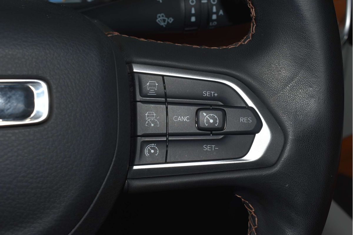 2022 Jeep Compass Limited M6