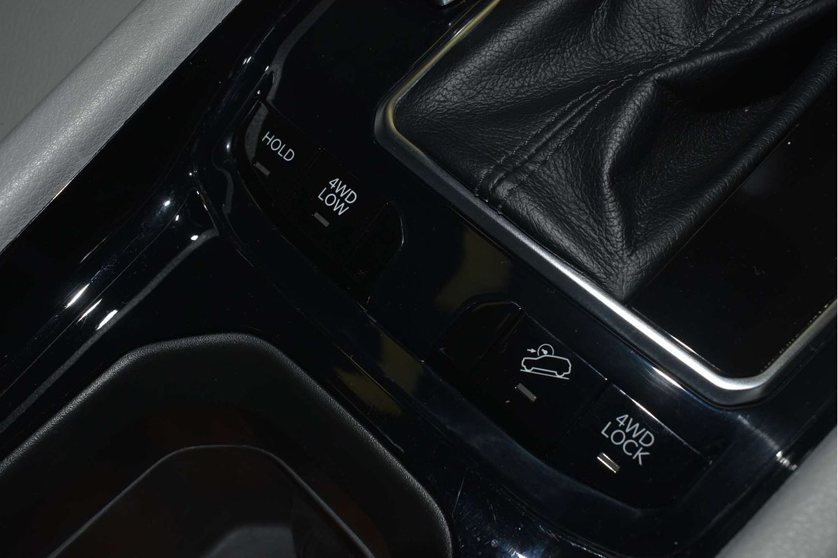 2022 Jeep Compass Limited M6