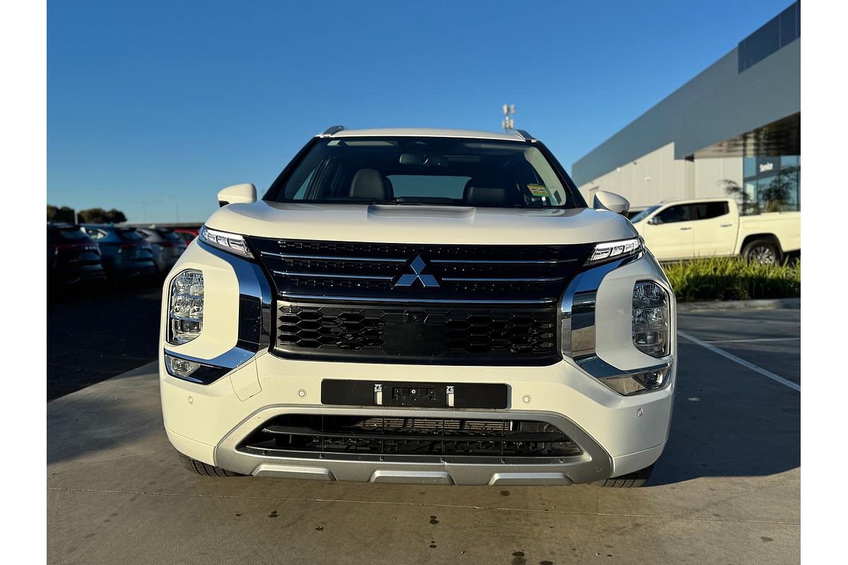 2022 Mitsubishi Outlander PHEV Exceed ZM