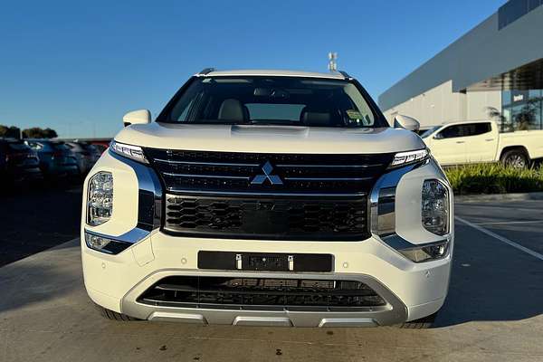 2022 Mitsubishi Outlander PHEV Exceed ZM