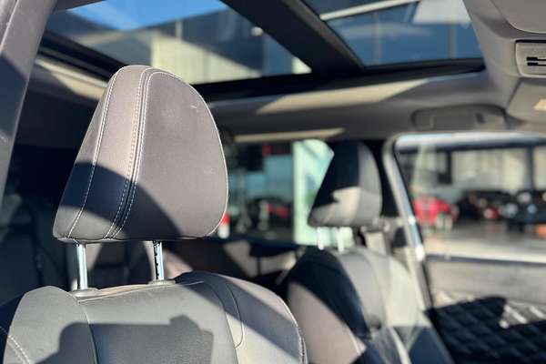 2022 Mitsubishi Outlander PHEV Exceed ZM