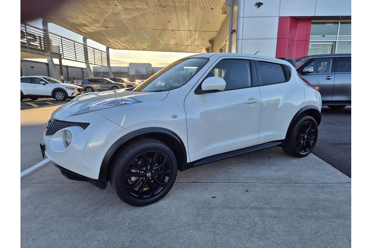 2014 Nissan JUKE ST F15