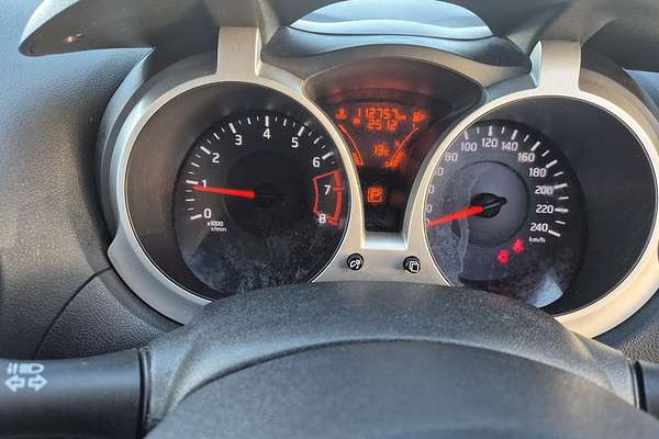 2014 Nissan JUKE ST F15