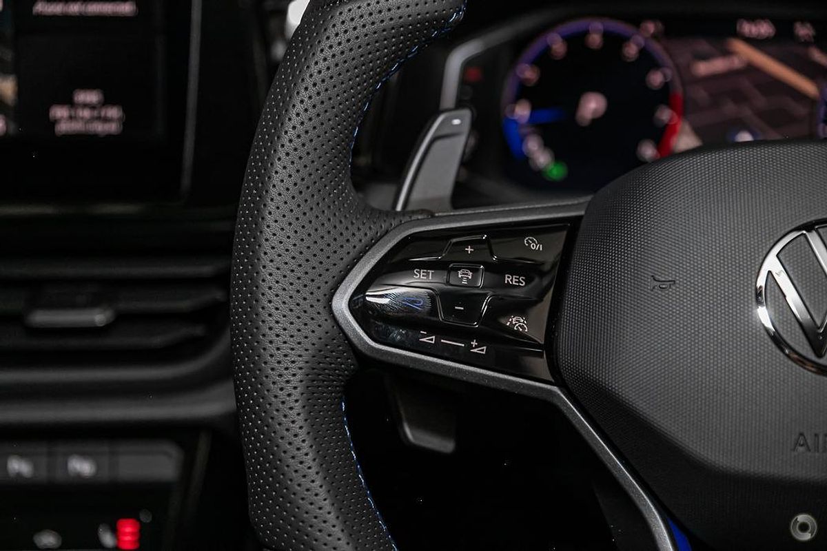 2025 Volkswagen T-Roc R Wolfsburg Edition D11