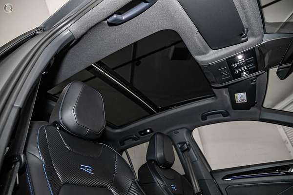 2025 Volkswagen T-Roc R Wolfsburg Edition D11
