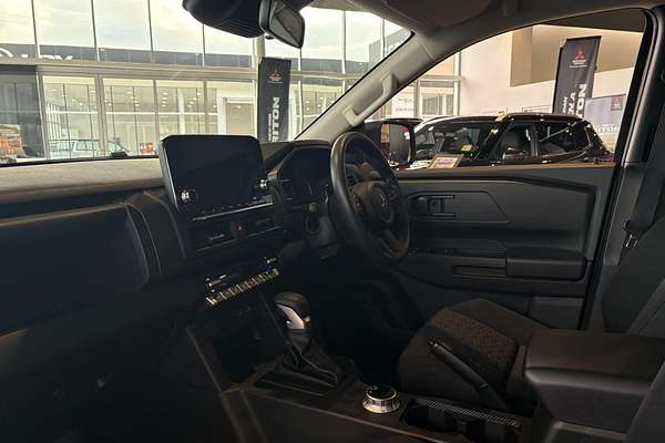 2024 Mitsubishi Triton GLX MV 4X4