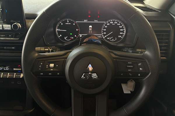 2024 Mitsubishi Triton GLX MV 4X4