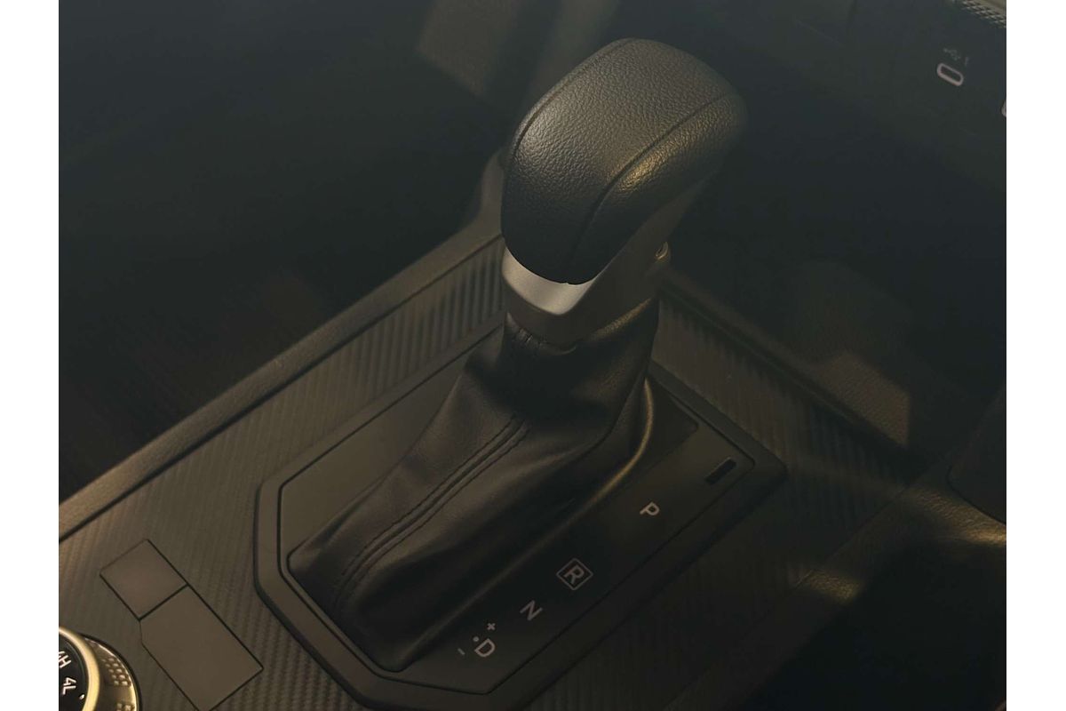 2024 Mitsubishi Triton GLX MV 4X4